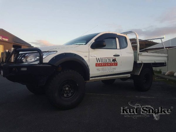 Kut snake fender flares Mitsubishi L200 2018+
