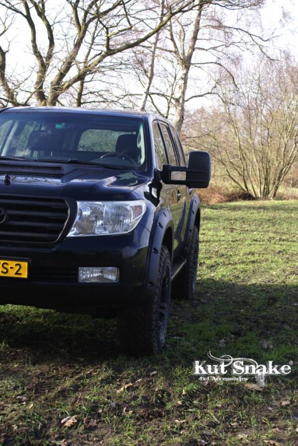 Fender Flares for Toyota Land Cruiser 200 - Smooth finish - 50 mm wide